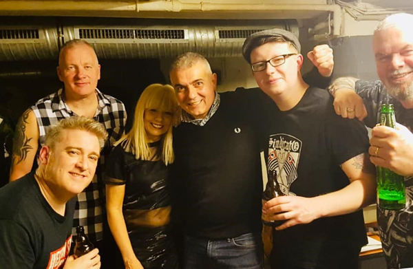 Garry Bushell Online