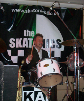 Skatonics